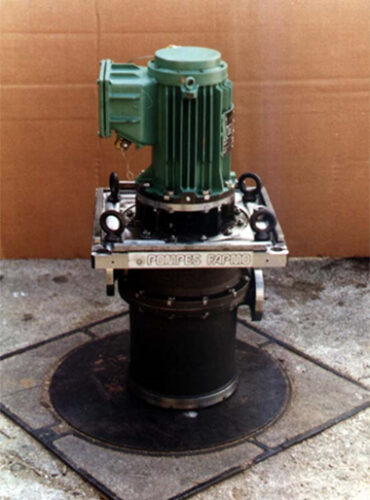 Pompe navale